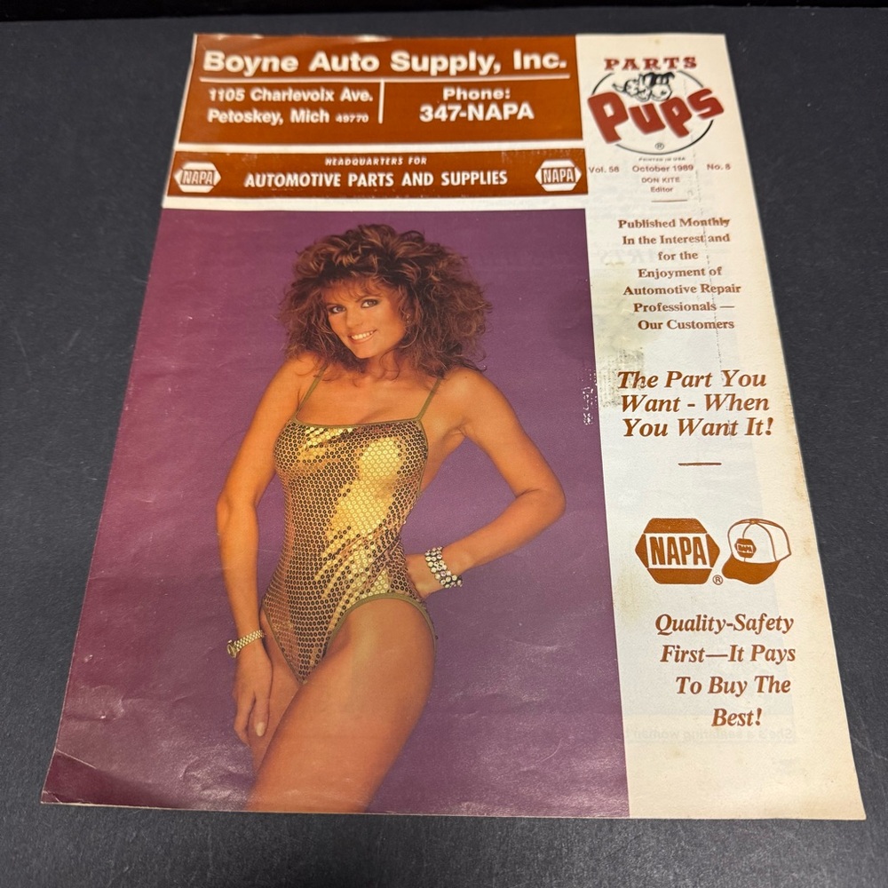 Vintage 1980s NAPA AUTO PARTS PUPS car magazine - PINUP COVER Oct. 1989 Gold